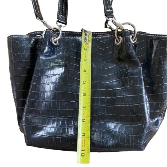NINE WEST Faux Crocodile Patent Leather Shoulder Bag w/Matching Wristlet, Black - Picture 8 of 16
